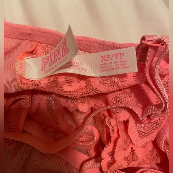 Neon pink bralette 💖 - Picture 2 of 3